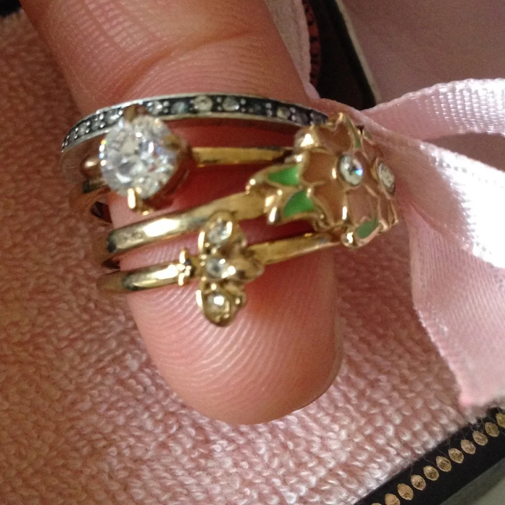JUICY COUTURE stack ring set. Size 7 - Picture 2 of 9